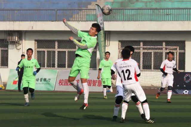 足球报：绝平难掩蓉城7月无胜尴尬，好消息是领先优势扩大到15分