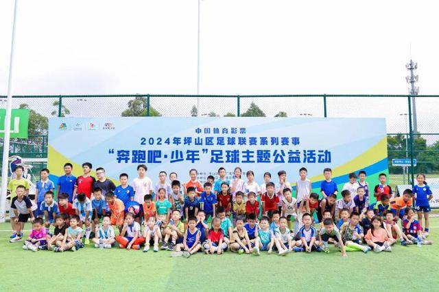 76人总裁表示签下詹姆斯需先引入布朗